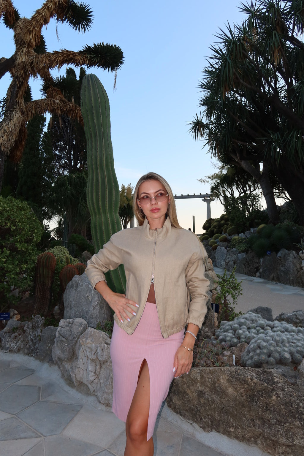 The Signature Reversible Bomber – Sky