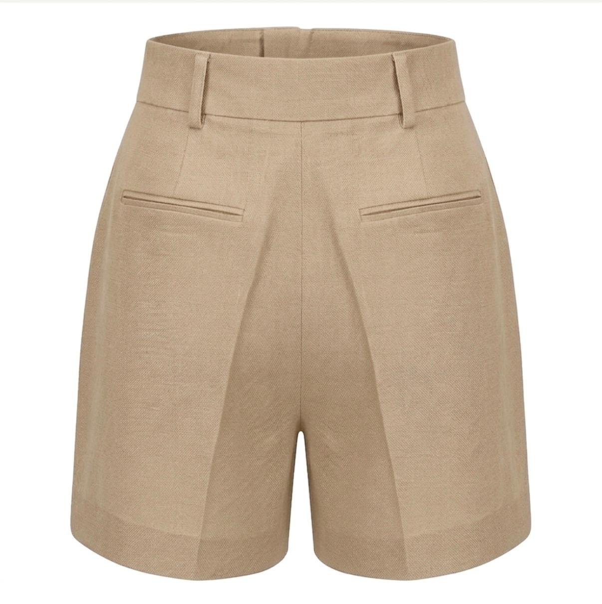 The Bermuda Shorts  – Sand